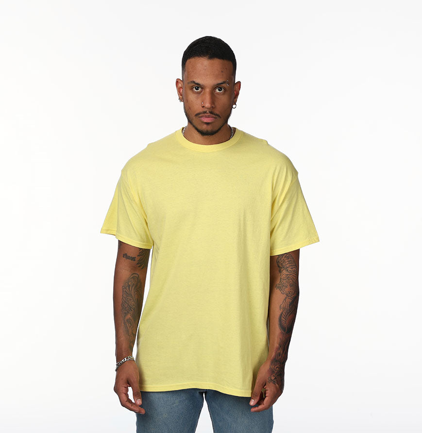 Gildan G500 t-shirt in Cornsilk
