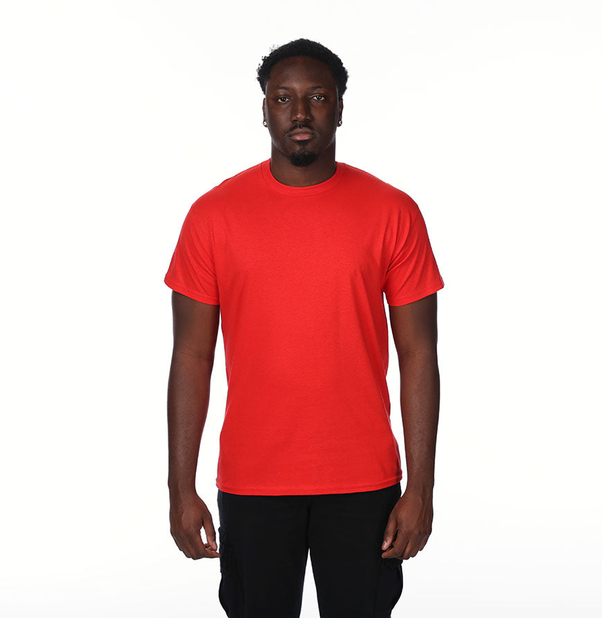 Gildan G500 t-shirt in Red